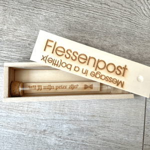 Flessenpost in doosje